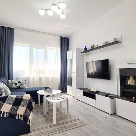 Bright Stylish Apartment In Pitesti 皮特什蒂 外观 照片